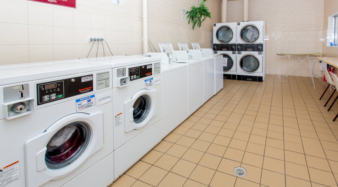 BIG4 Melbourne Laundry 900px 00